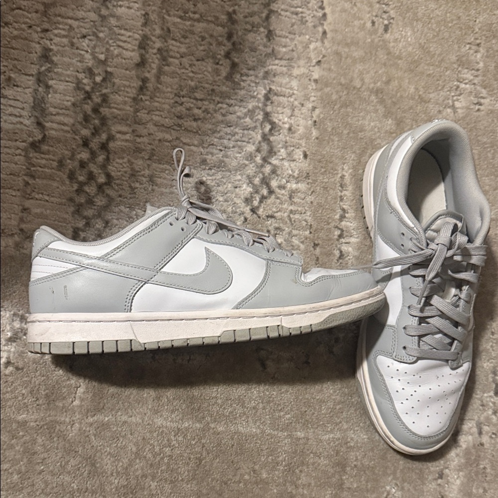 Nike Low Dunk white and gray women’s size 8 sneakers 👟 - Picture 2 of 6